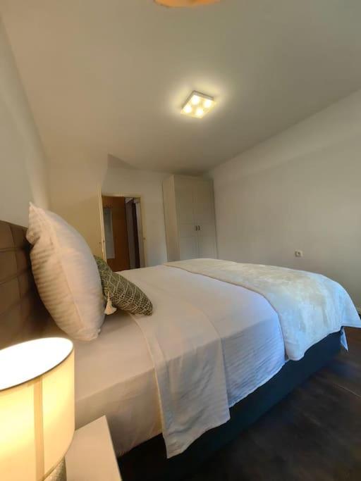 New 1 Bedroom Near Center And Beach スプリト エクステリア 写真