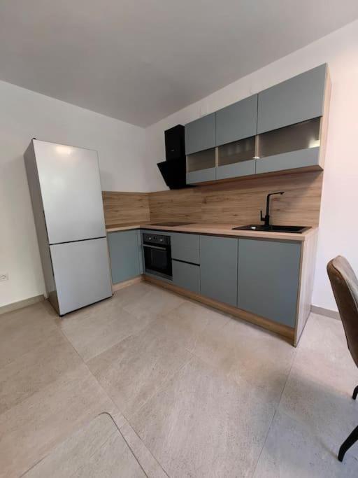 New 1 Bedroom Near Center And Beach スプリト エクステリア 写真